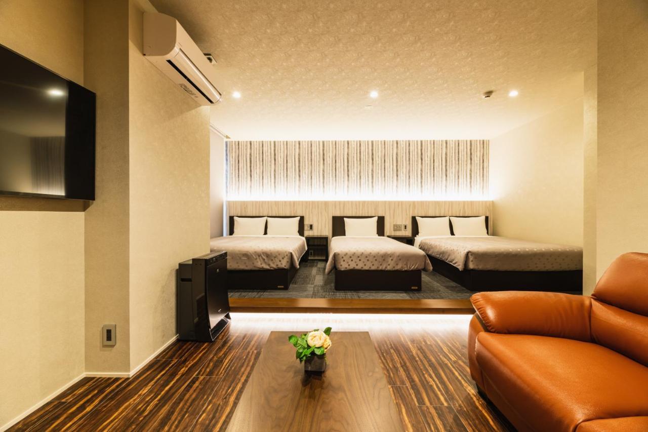 Aparthotel Grand Base Hakatamon Fukuoka  Esterno foto