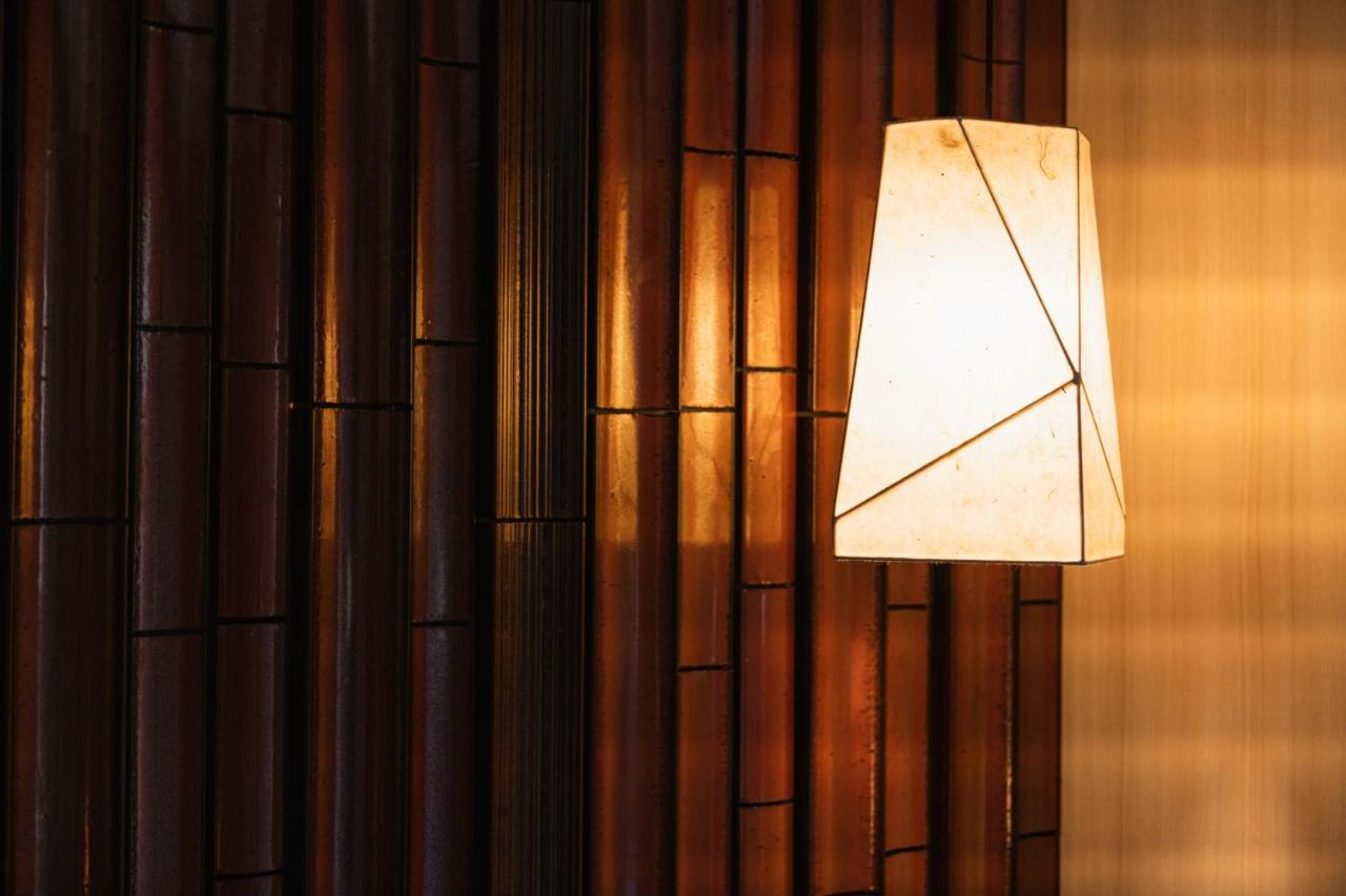 Aparthotel Grand Base Hakatamon Fukuoka  Esterno foto