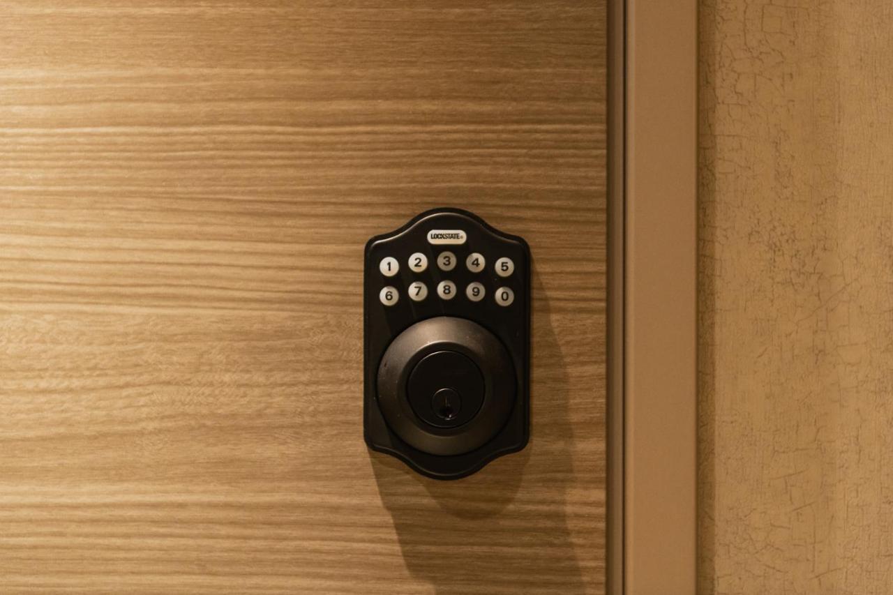 Aparthotel Grand Base Hakatamon Fukuoka  Esterno foto