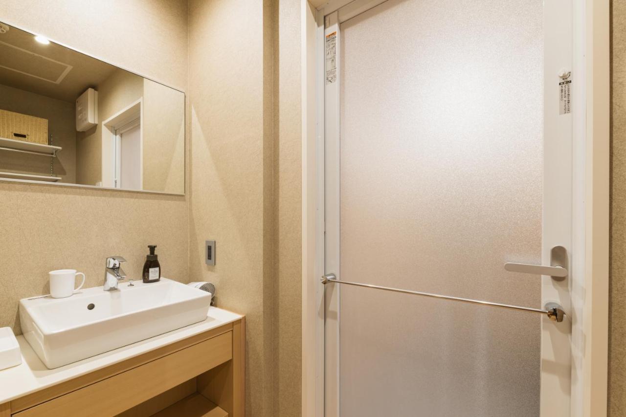 Aparthotel Grand Base Hakatamon Fukuoka  Esterno foto